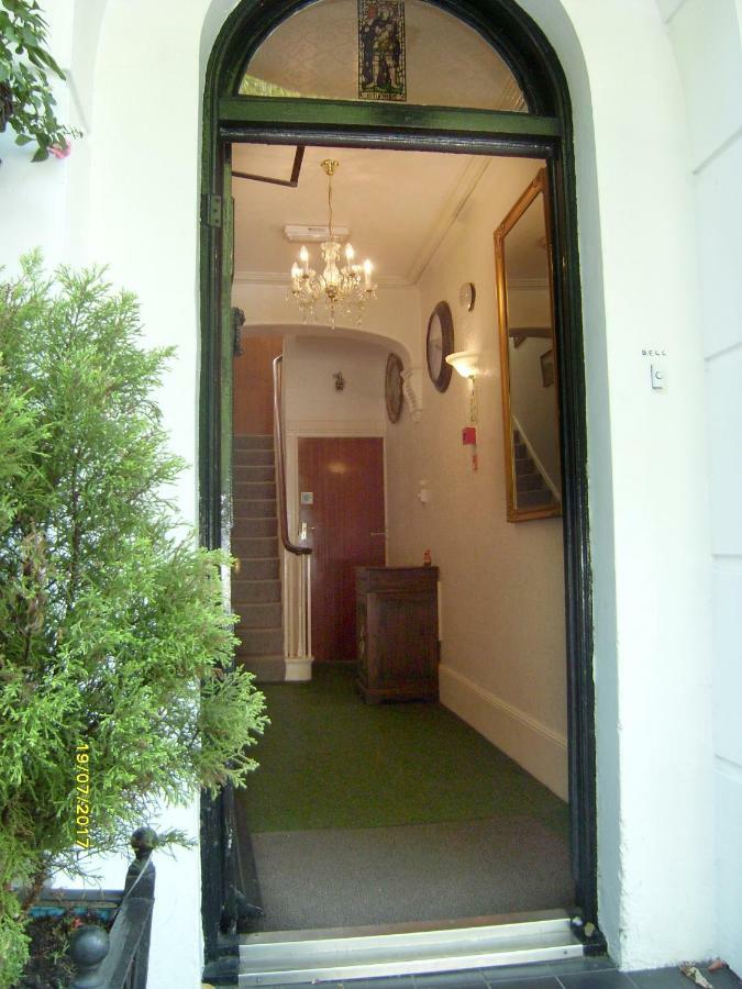 St Martins Guest House Dover Bagian luar foto