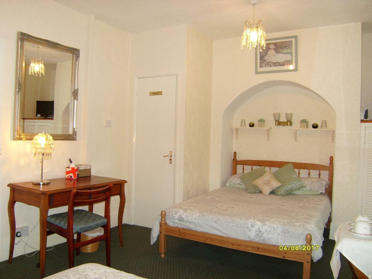 St Martins Guest House Dover Bagian luar foto