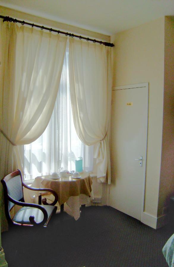 St Martins Guest House Dover Bagian luar foto