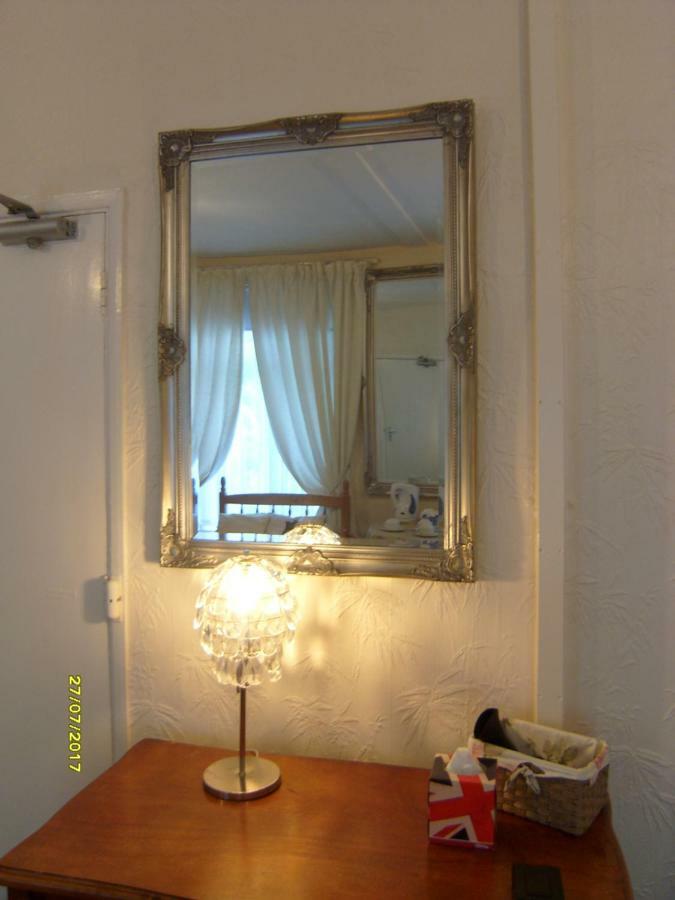 St Martins Guest House Dover Bagian luar foto