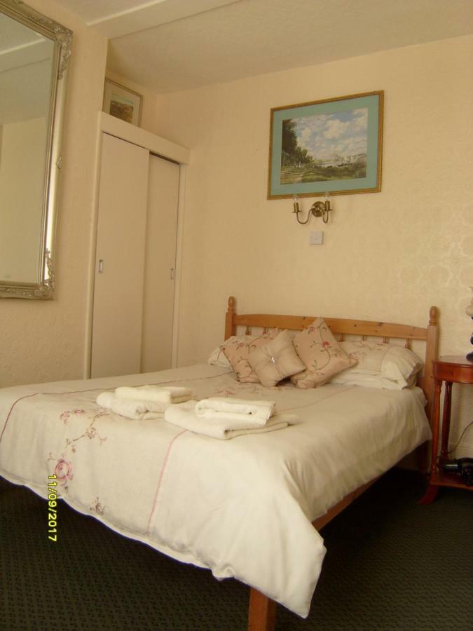 St Martins Guest House Dover Bagian luar foto