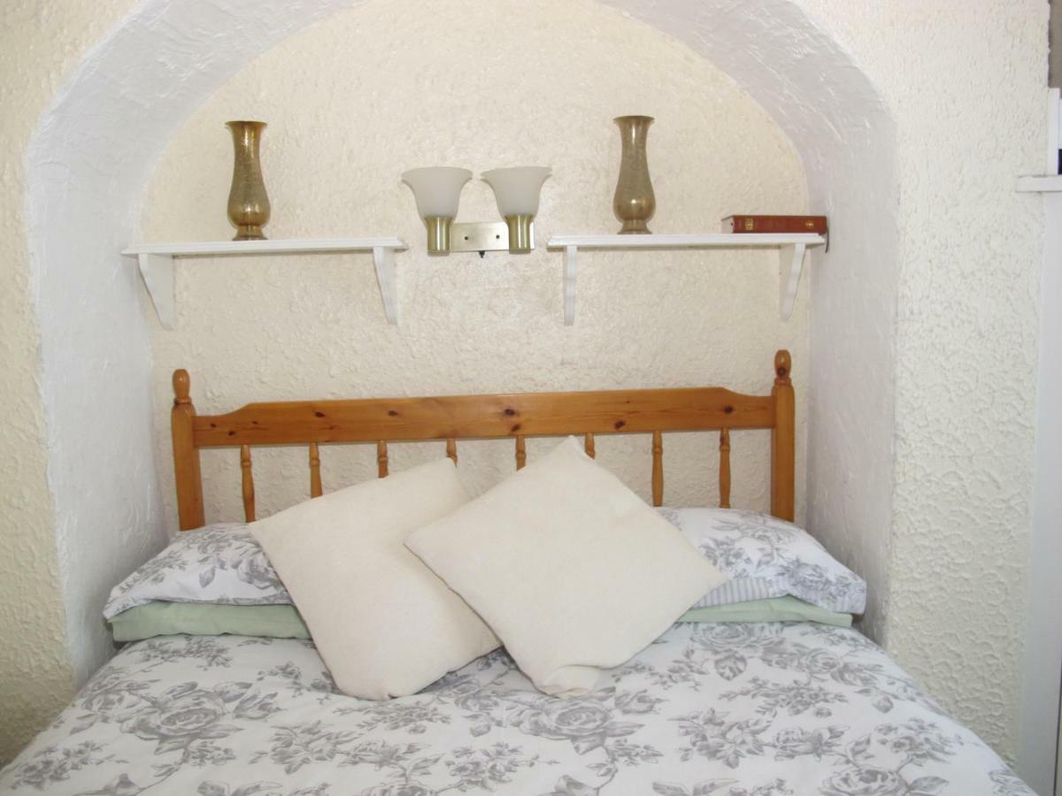 St Martins Guest House Dover Bagian luar foto