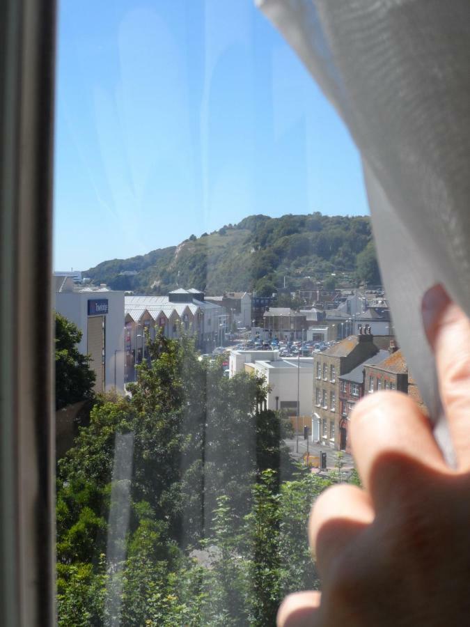 St Martins Guest House Dover Bagian luar foto