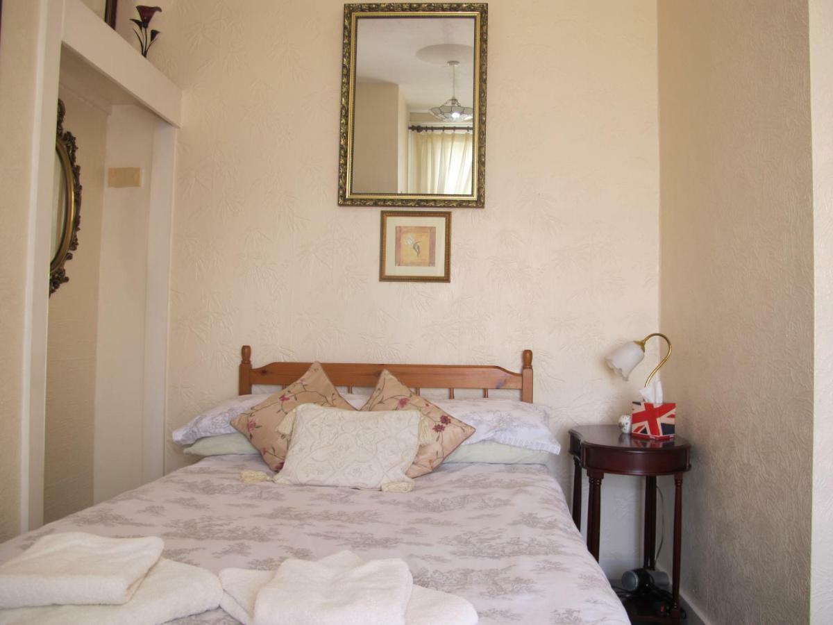 St Martins Guest House Dover Bagian luar foto